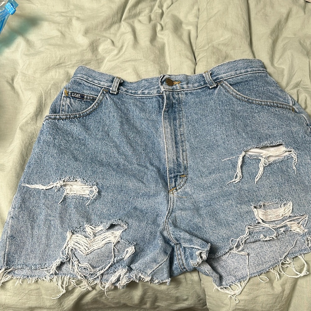 Lee cutoff shorts